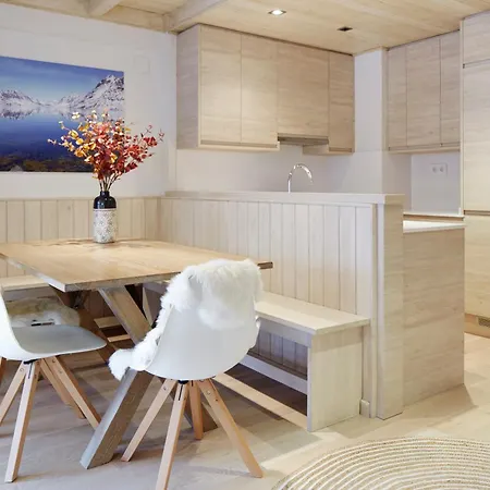 Apartment Val De Ruda Luxe 40 By Feelfree